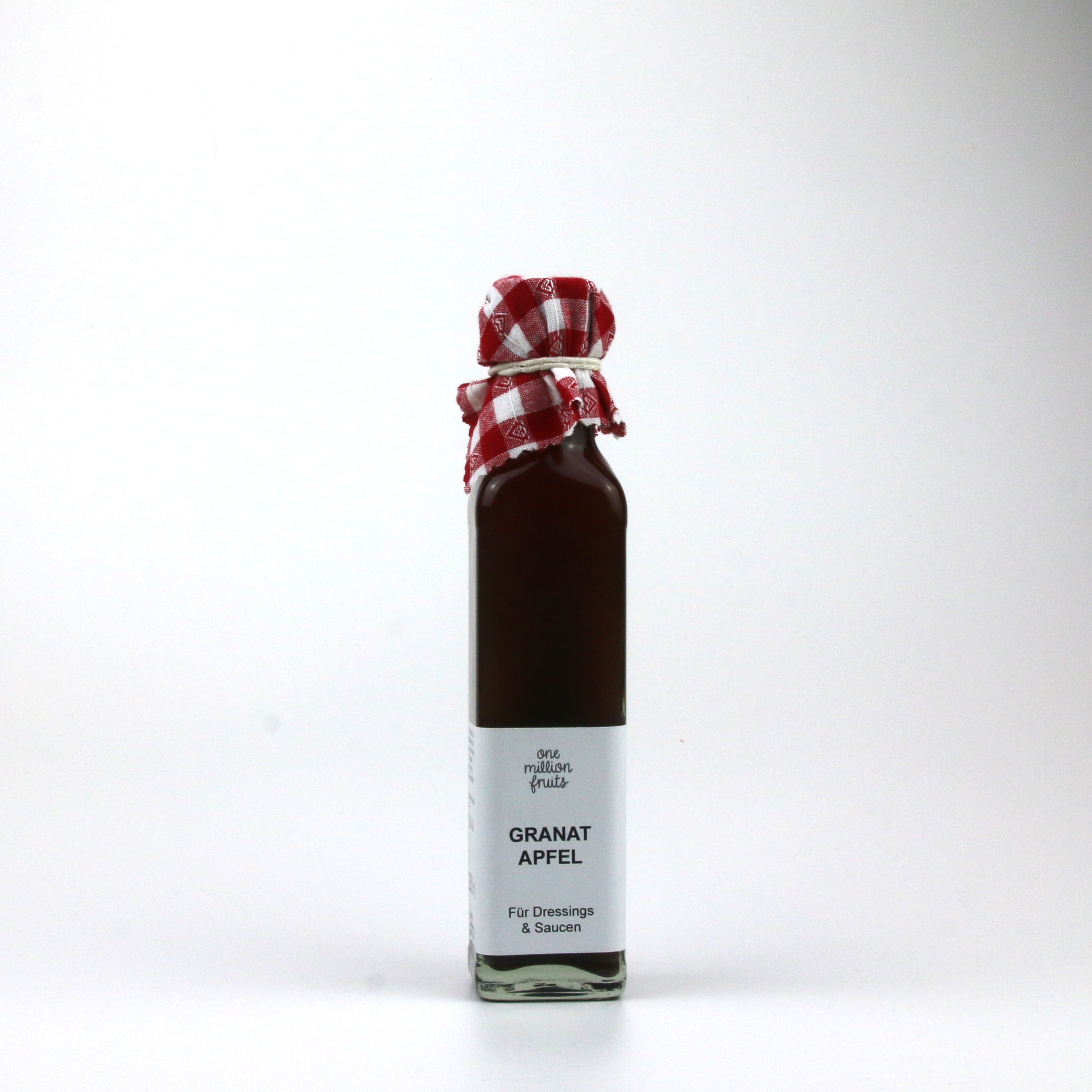 E_Granatapfel-4-_250-ml Essigzubereitung mit Granatapfel